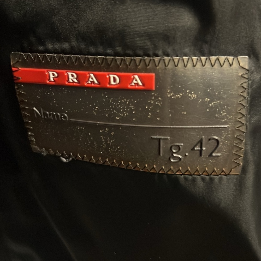 Prada ski jacket - Picture 7 of 9